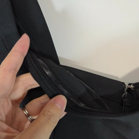 NWT Abercrombie and Fitch Clean Off The Shoulder Midi Dress in Black - Picture 6 of 13